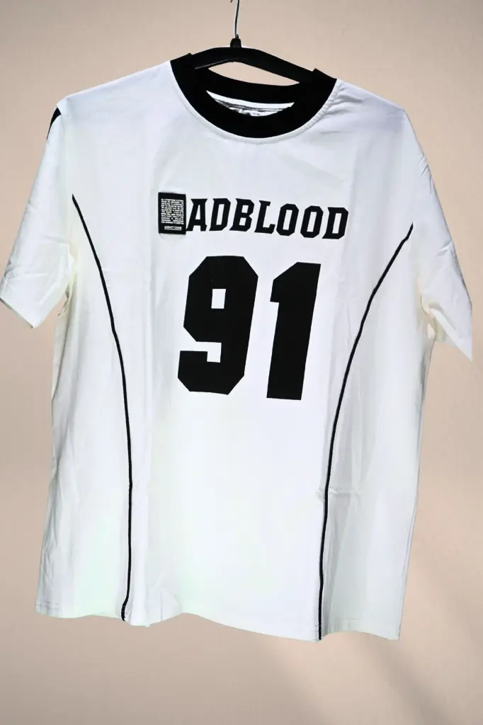drop shoulder printed t shirt